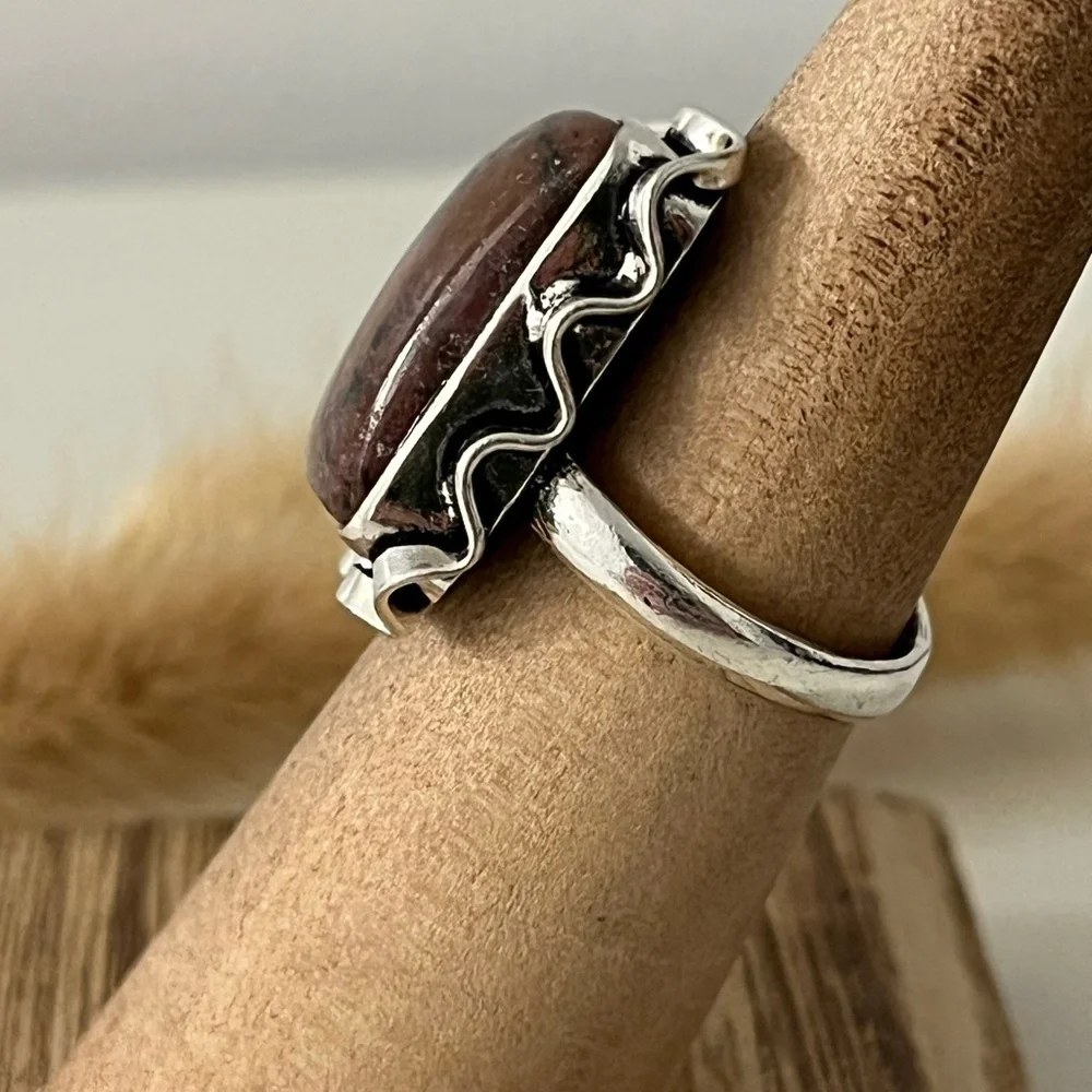925 Sterling Silver Overlay Rhodonite Gemstone Ring Size 7.75-8